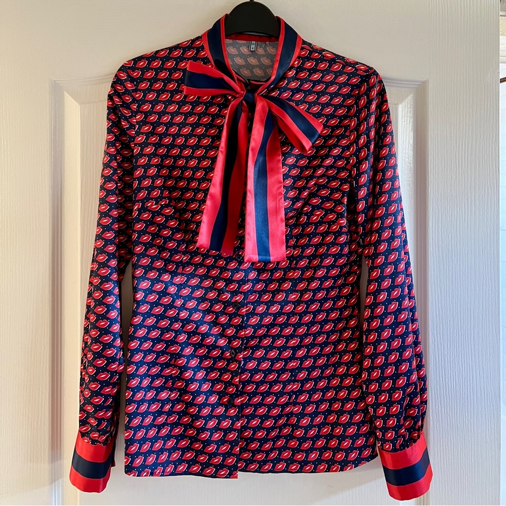 Hawes & Curtis Fitted Women’s Blouse Shirt UK Navy Red Lips